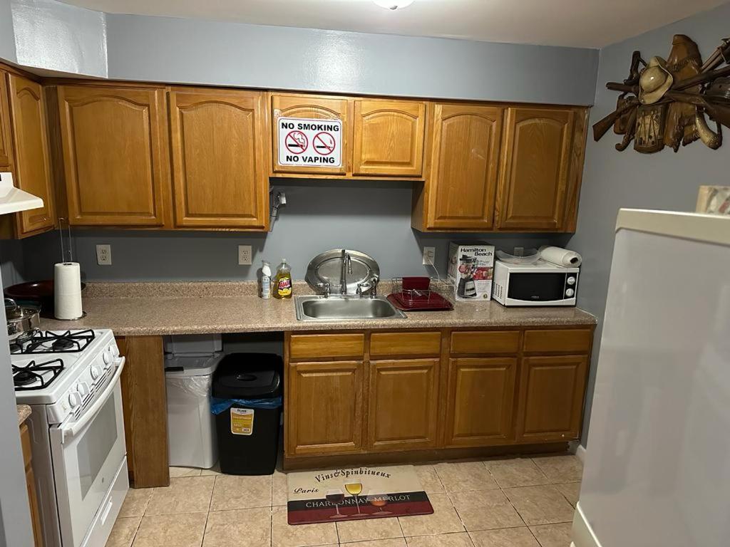 Divine Guest House Room D. 6Mins Near Ewr Newark Airport, 4Mins To Penn Station / Prudential Dış mekan fotoğraf